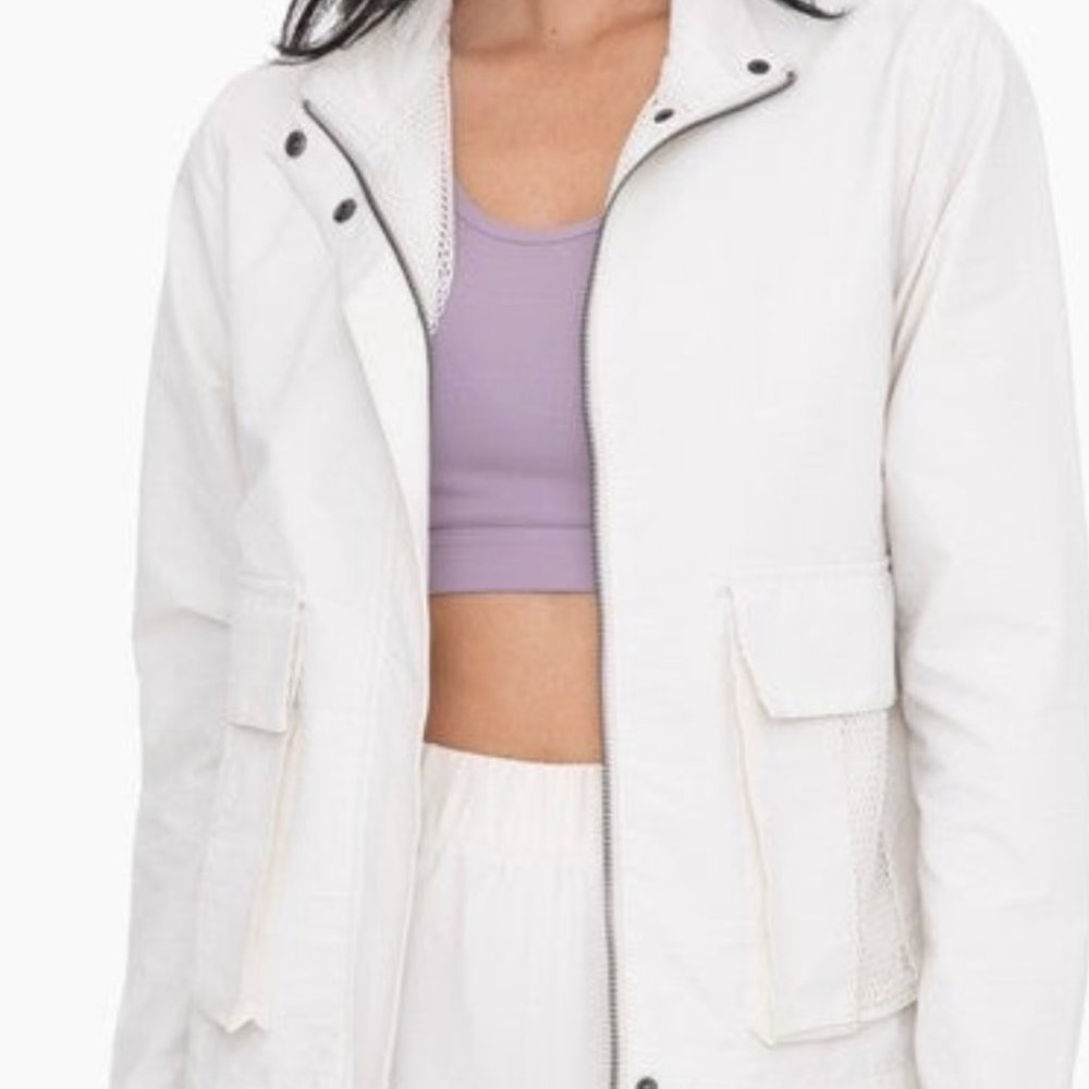 Mono B White Jacket Large NWT